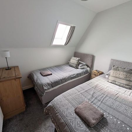 2 Bedroom Townhouse On Nc500, Wick, Highland Wick  Bagian luar foto